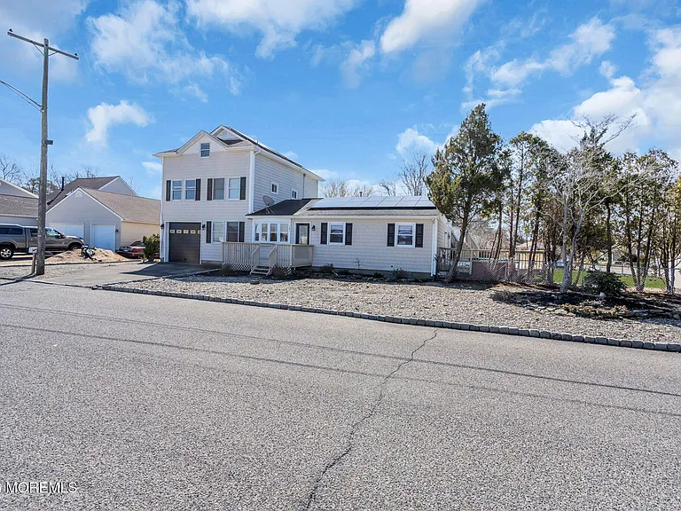101 Clearwater Dr — Photo 42