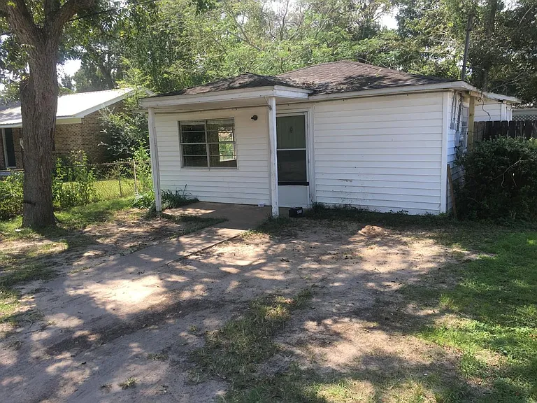4475 Vern Cv — Photo 1