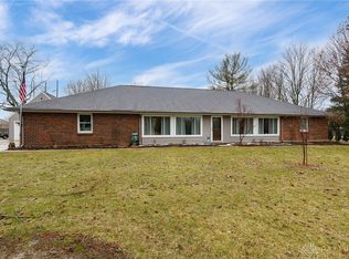3988 E Centerville Rd, Sugarcreek Township, OH 45370
