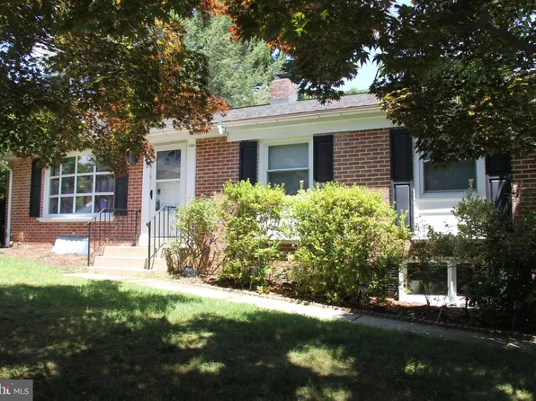 1701 Valley Forge Rd, Lancaster, PA 17603