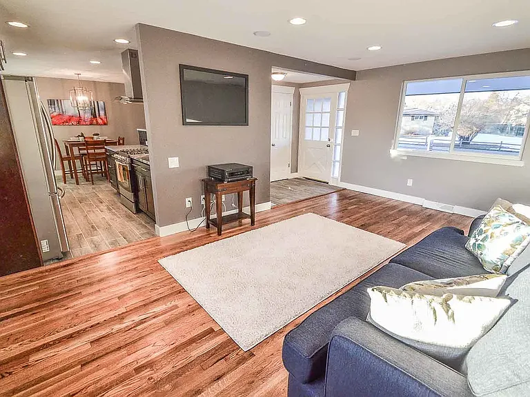 12282 W 65th Ave — Photo 2