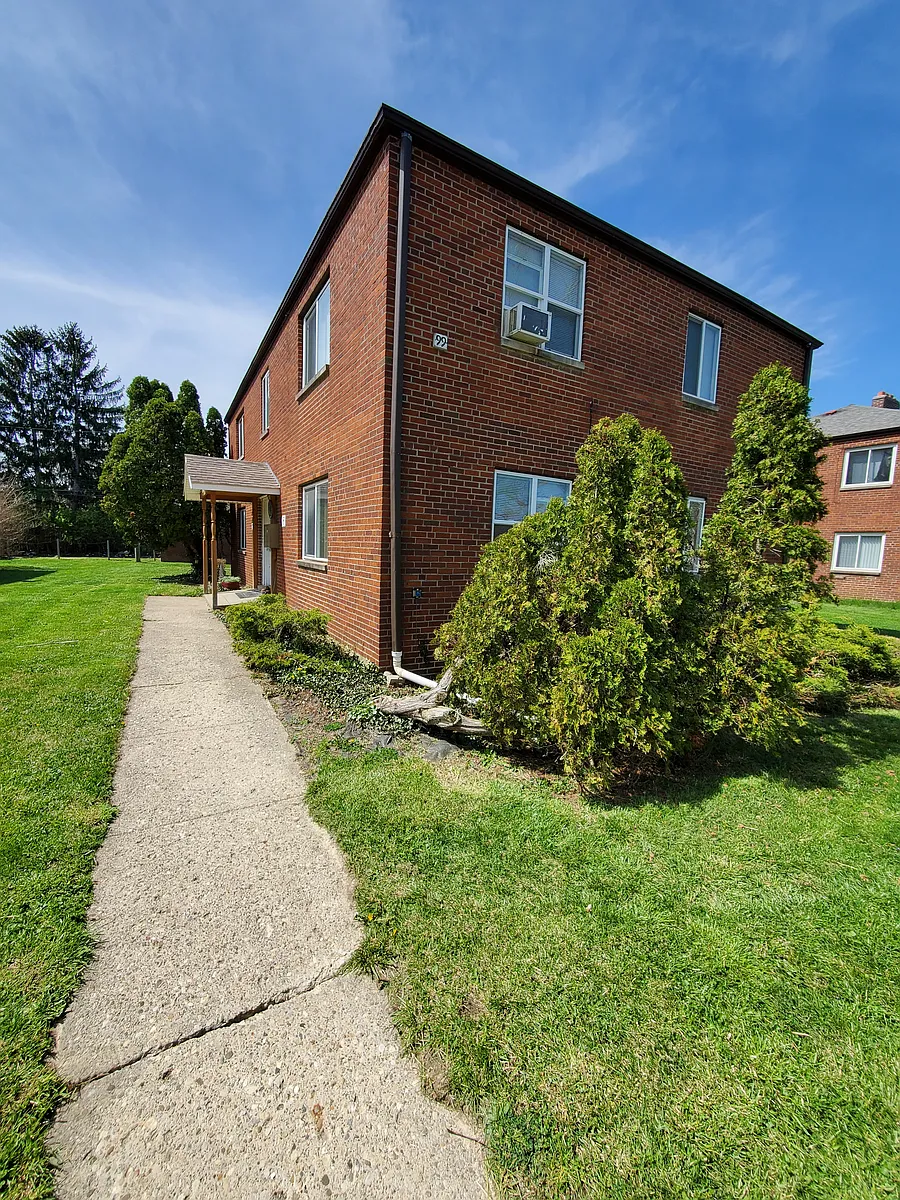 Building Photo - 99 N Hampton Rd #D