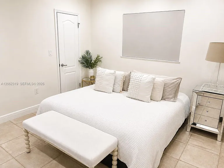 4611 SW 82nd Ct — Photo 16