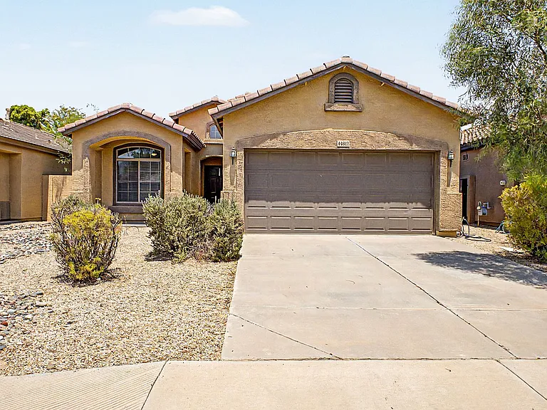 44812 W Paraiso Ln — Photo 2