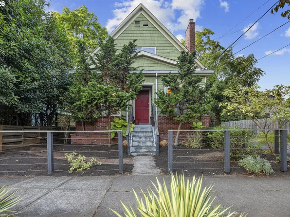427 N Skidmore St, Portland, OR 97217