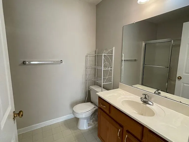 2415 Avonlea Ln — Photo 16