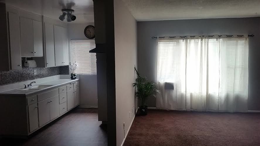 1st image of 713 N Market St APT 7