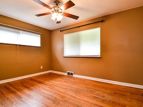 5th image of 6 Grand Ave