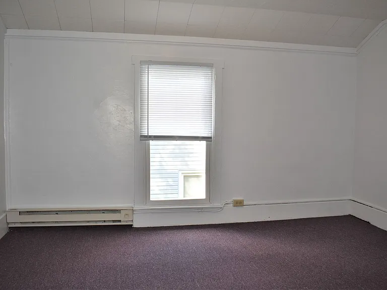 209-211 N Clymer Ave — Photo 10