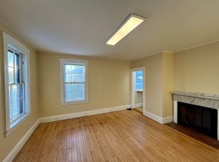 7 North St #2, Bath, ME 04530