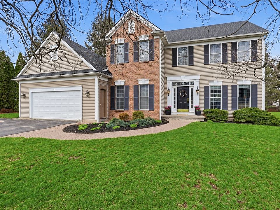 1st image of 4 Willoughby Pl