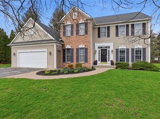 4 Willoughby Pl, Pittsford, NY