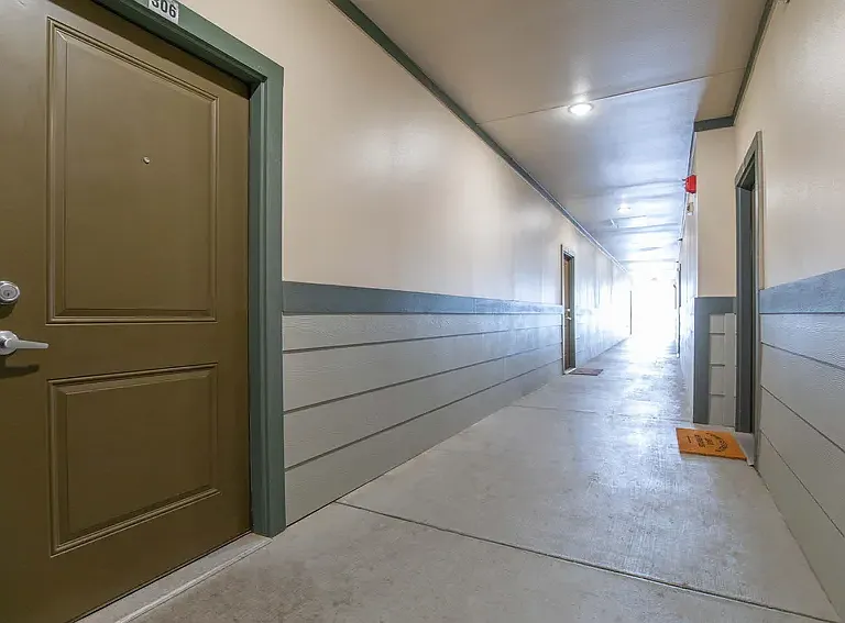La Mariposa Apartments — Photo 17