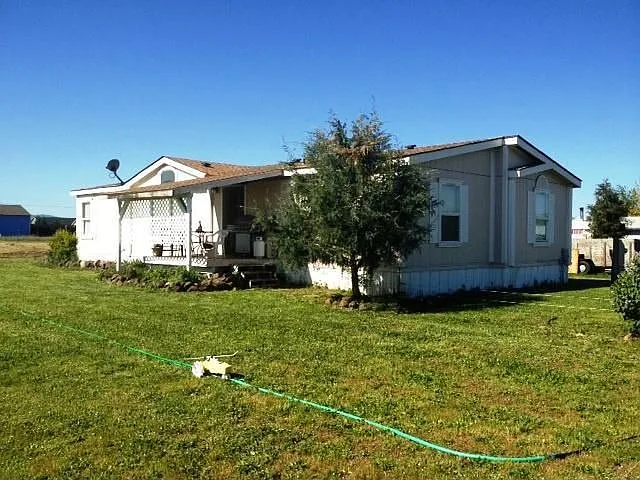 3900 Avenue H photo 1