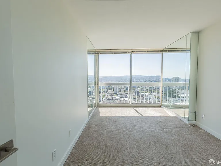 2200 Sacramento St #1401 — Photo 13
