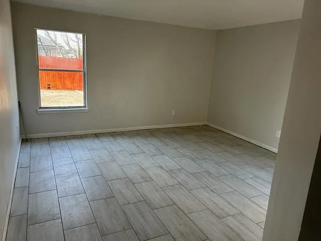 424 Rolling Rock Ct — Photo 13