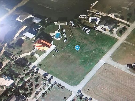4th image of Marlin Dr
