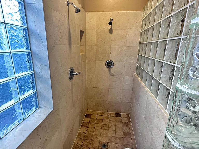 1026 W Euclid Ave — Photo 14