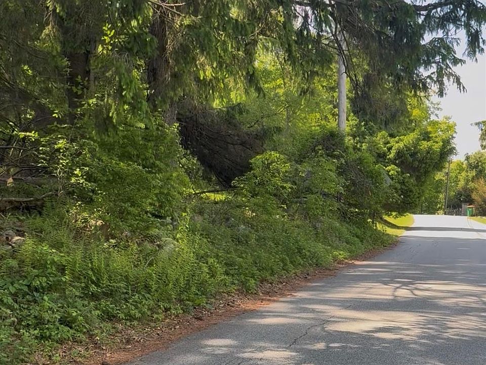 1st image of Mountain Road N