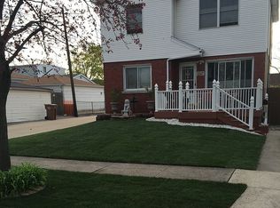 2347 Grove St, River Grove, IL 60171