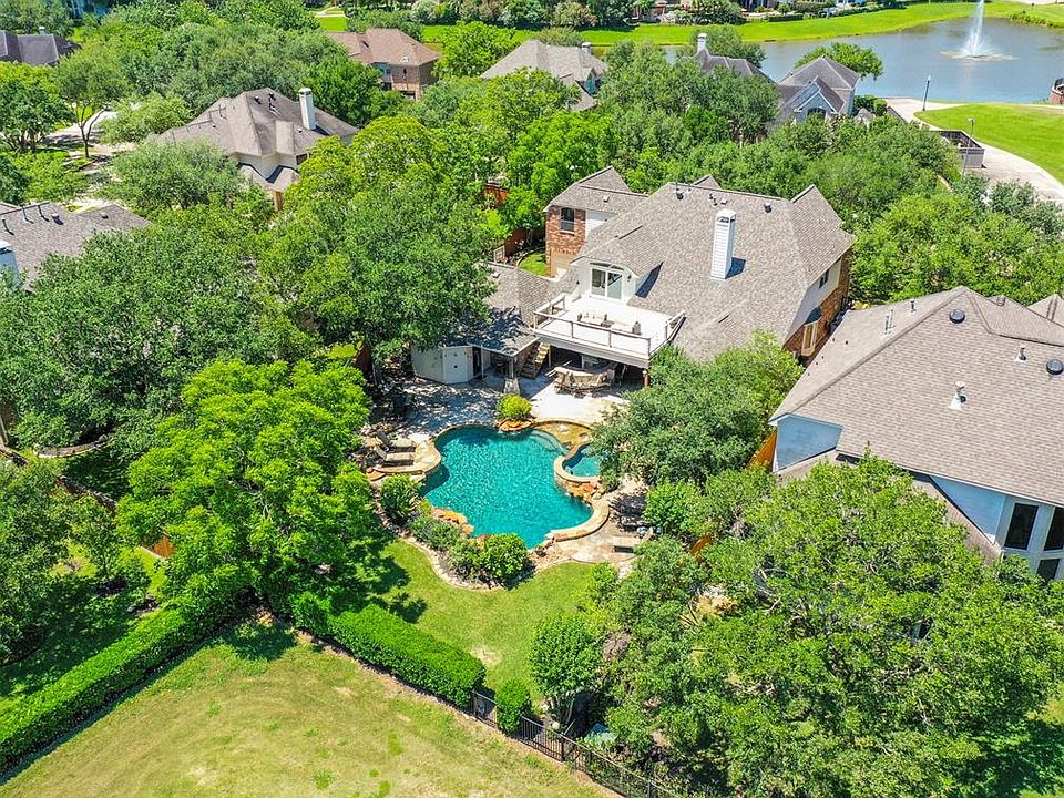 1st image of 9522 Oakland Lake Way