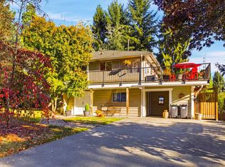 950 Tollcross Rd, North Vancouver, BC V7H 2G2