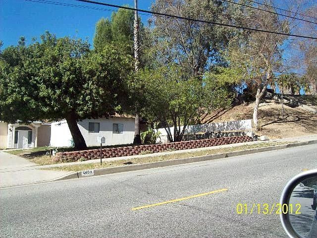 2nd image of 4639 New York Ave