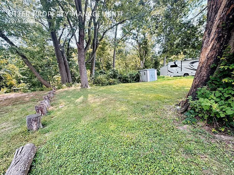 2874 Tolbut St — Photo 57