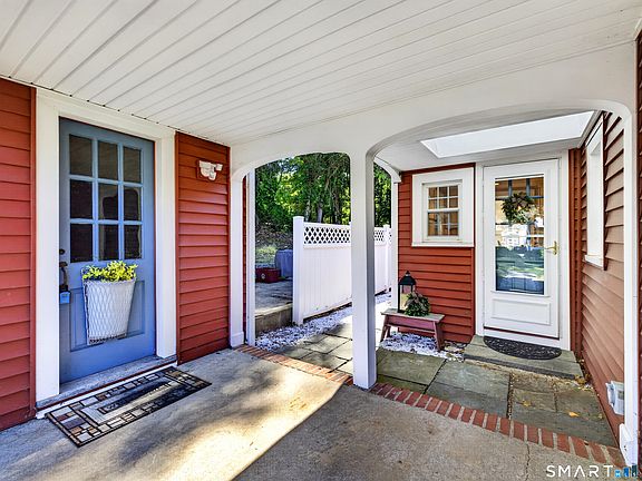 5th image of 40 Niles Hill Road