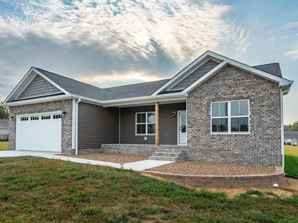 1267 Royal Ct, Madisonville, KY 42431