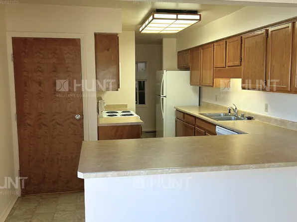 6300H W Elderberry Dr, Usaf Academy, CO