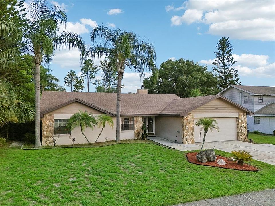 1st image of 806 Arietta Cir