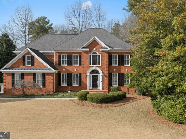 1700 Canterbury Pointe SE, Conyers, GA 30013