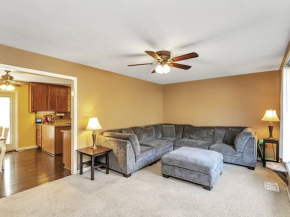 2nd image of 8045 Esterbrook Dr
