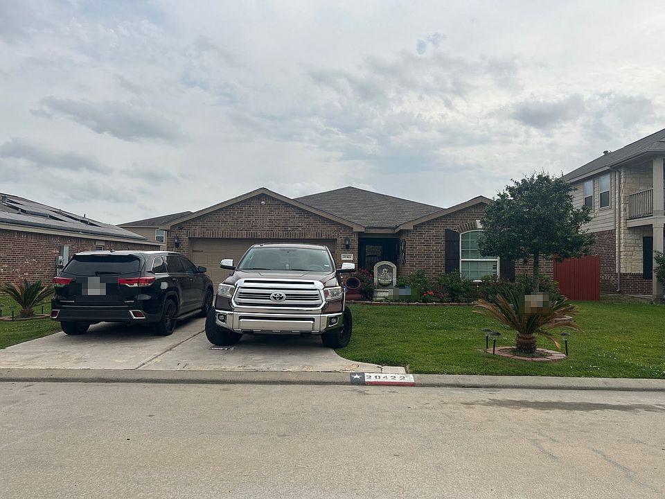 1st image of 20422 Kittredge Dr