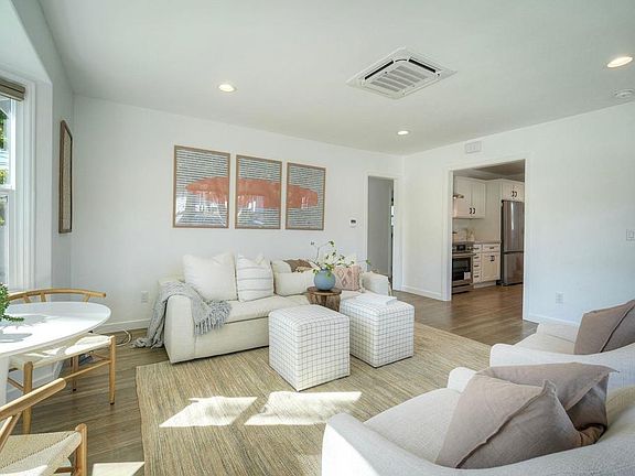 5th image of 503-505 N Nevada St