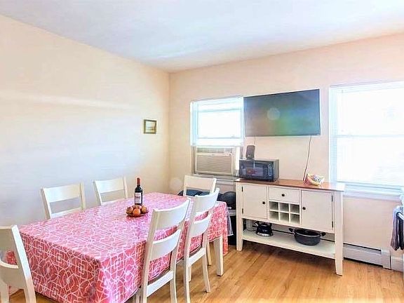 4th image of 48-45 38th St #2A