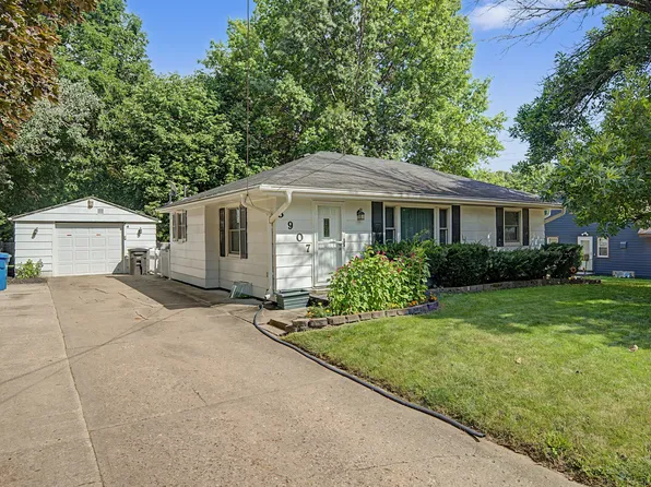 3907 SE 3rd St, Des Moines, IA 50315