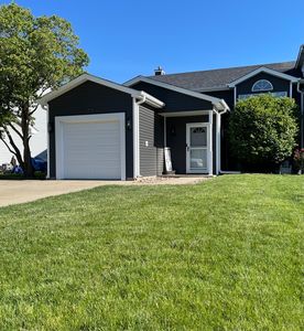 303 Meadows Dr, Sugar Grove, IL, 60554