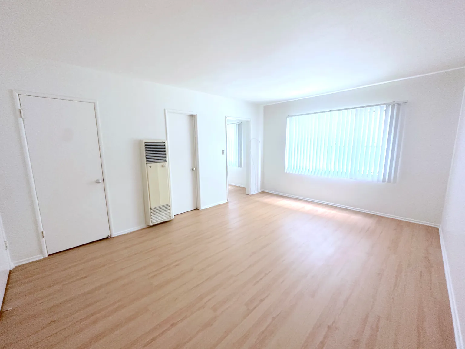 1235 Federal Ave — Photo 3