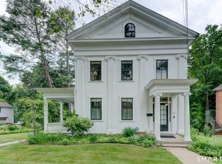 840 Worthington Rdg, Berlin, CT 06037