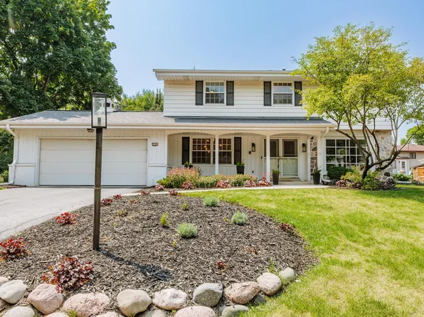 2745 N 117th PLACE, Wauwatosa, WI 53222