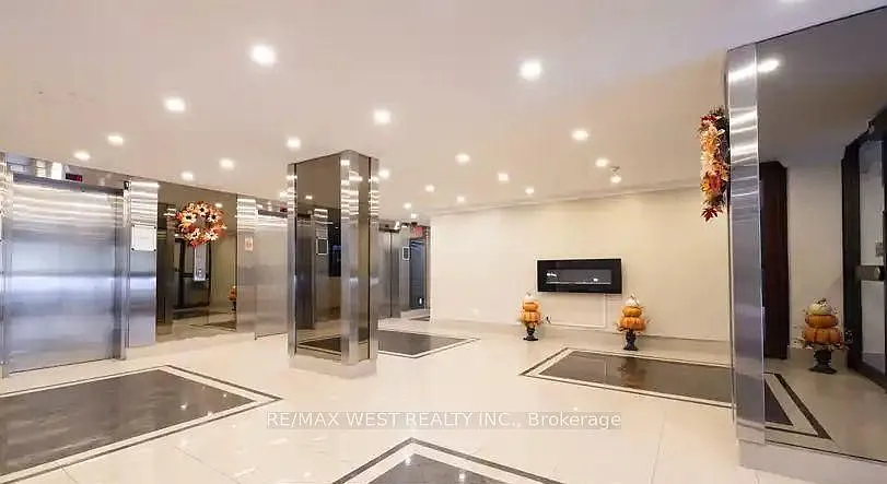3 bed, $2,900 — Photo 3