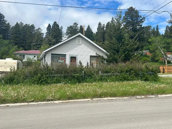 20602 E 25th Ave, Crowsnest Pass, AB T0K 0C0