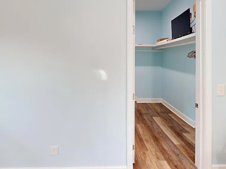 116 Acacia Ave — Photo 23