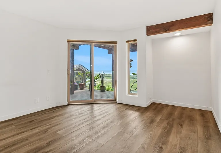 2594 Montgomery Ave #1 — Photo 16