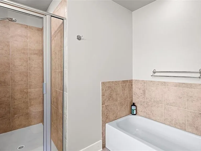 1261 Caroline St #111 — Photo 11