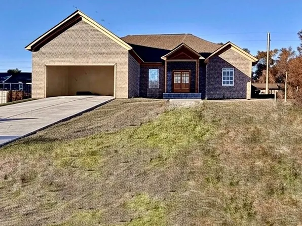 805 Michigan Ave, Muscle Shoals, AL 35661