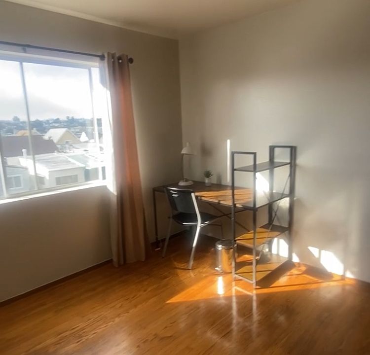 1st image of 1062 Huron Ave