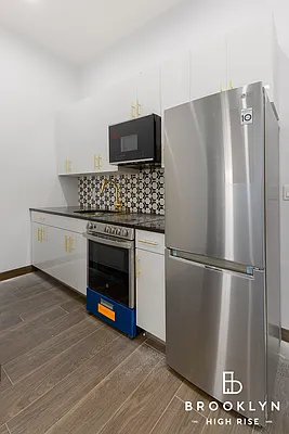 Rented by Brooklyn High Rise LLC | media 2